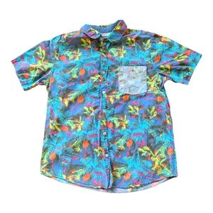 Modern Amuzement PacSun colorful button up shirt‎ size large